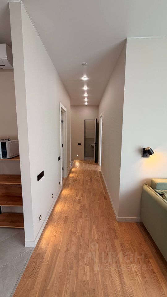 m. Serp i Molot: Apartment, 2-rooms