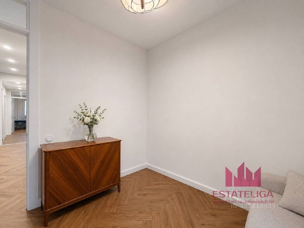 m. Spartak: Apartment, 2-rooms