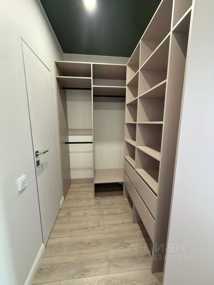 m. Krasnogorskaya: Apartment, 1-rooms