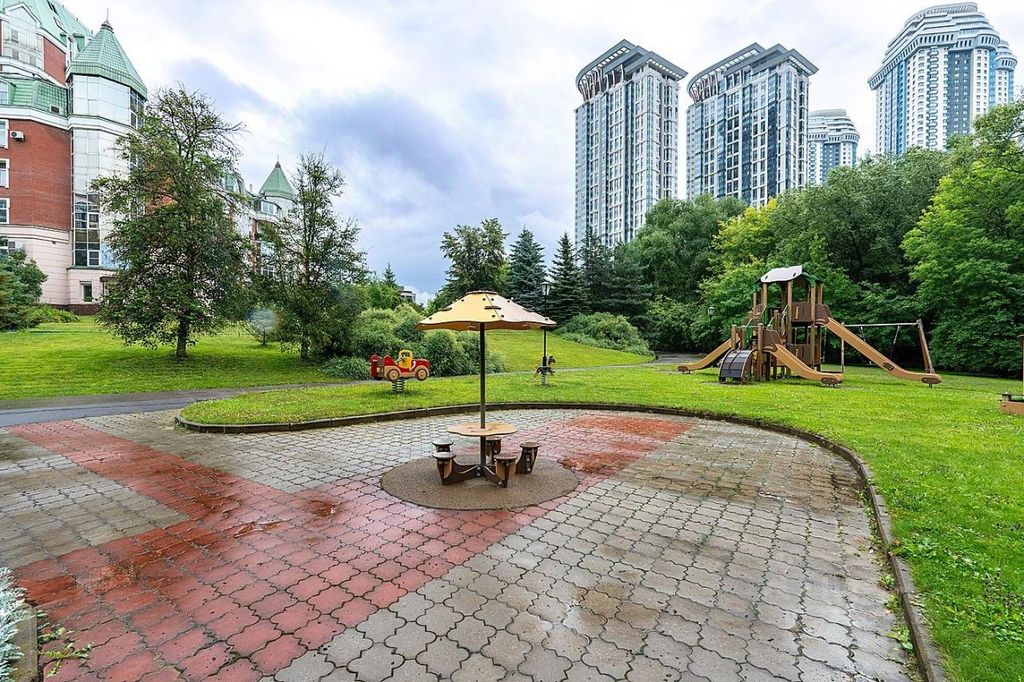 m. Minskaya: Apartment, 3-rooms
