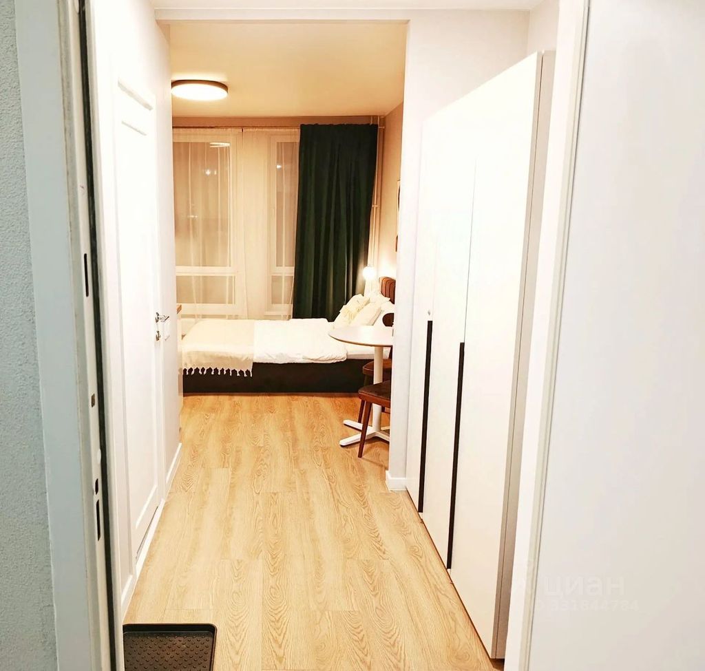 m. Vodniki: Apartment, studio