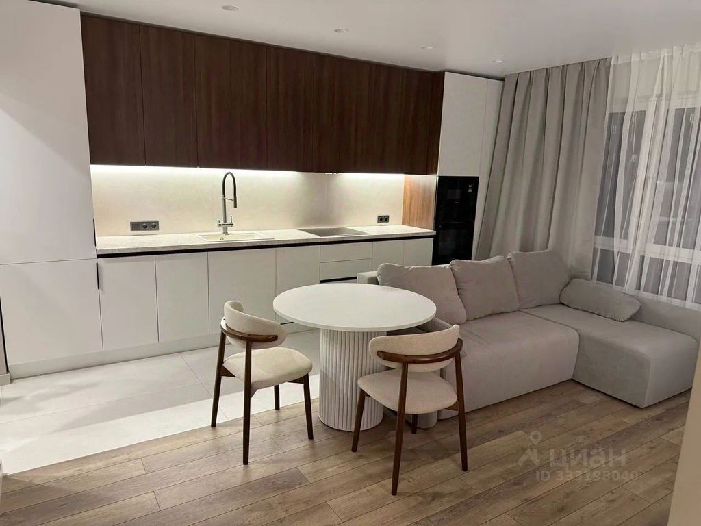 m. Park Pobedy: Apartment, 2-rooms