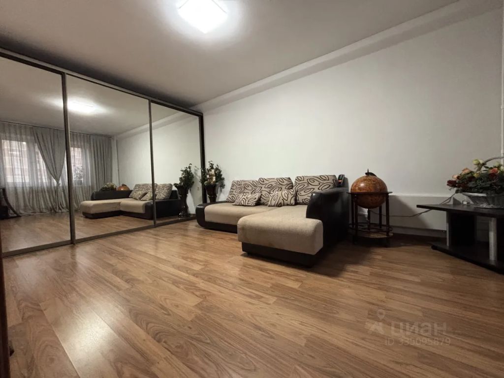 m. Ippodrom: Apartment, 1-rooms