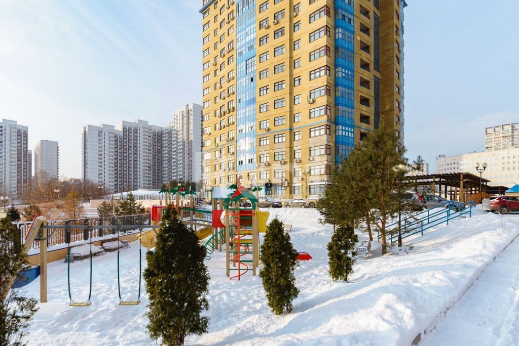 m. Strogino: Apartment, 2-rooms