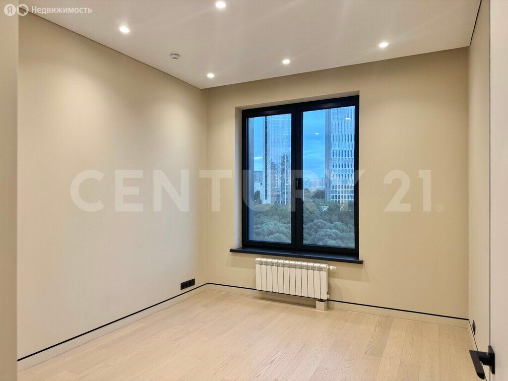 m. Michurinsky prospekt: Apartment, 3-rooms