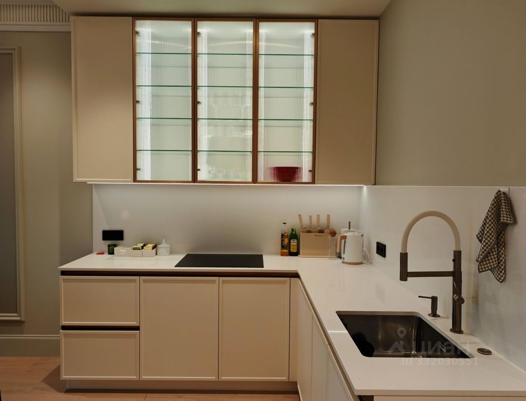 m. Krasnye vorota: Apartment, 2-rooms