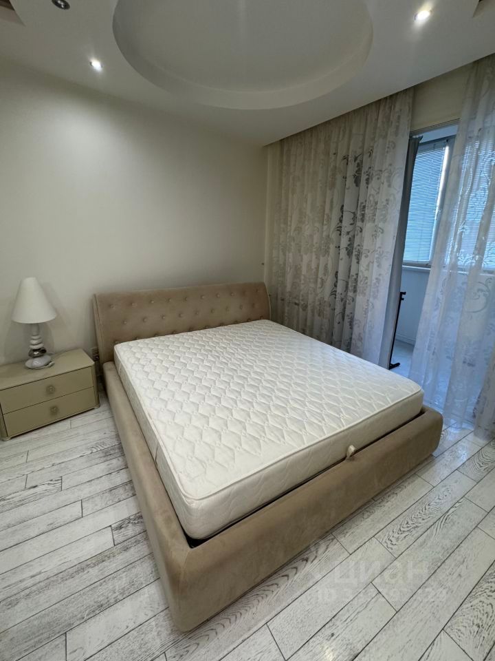 m. Opalikha: Apartment, 3-rooms