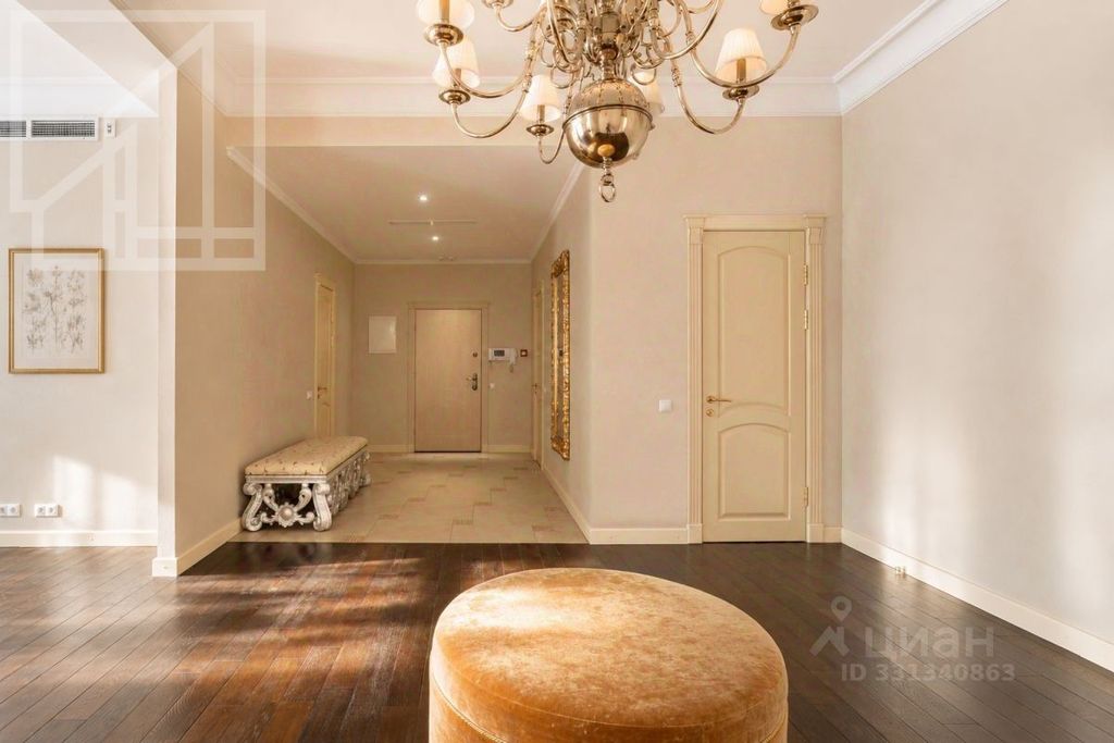 m. Mayakovskaya: Apartment, 3-rooms