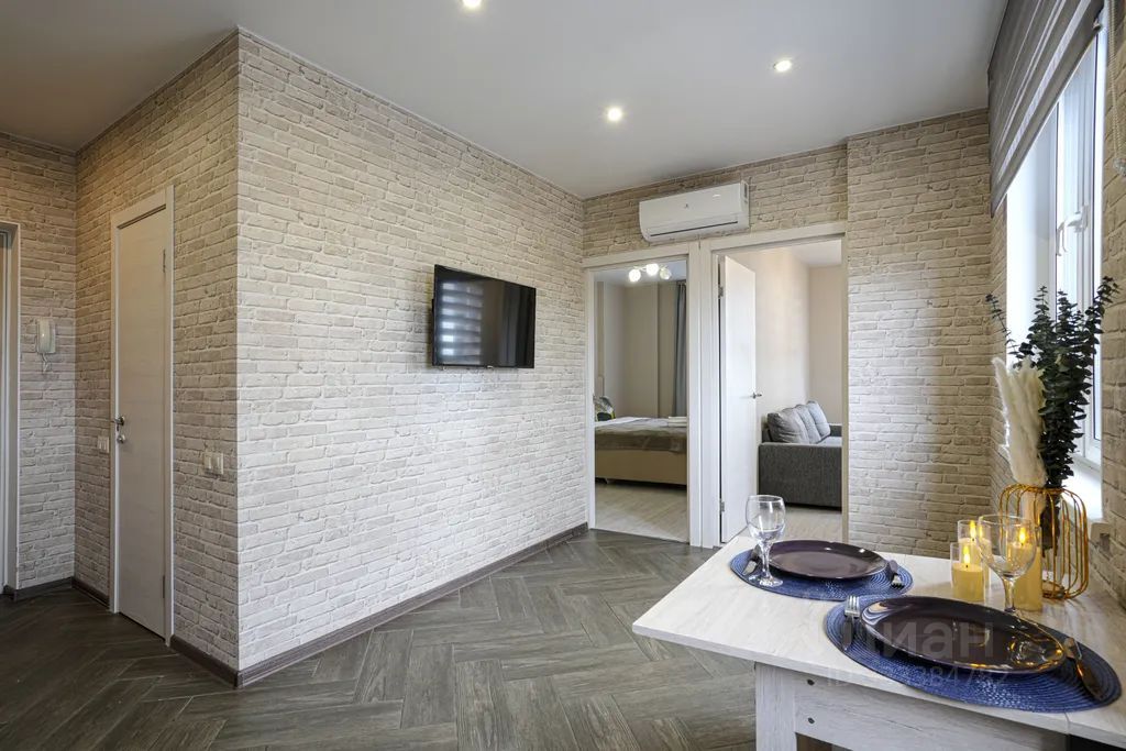 m. Pavshino: Apartment, 2-rooms