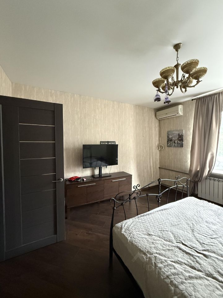 m. Smolenskaya: Apartment, 1-rooms