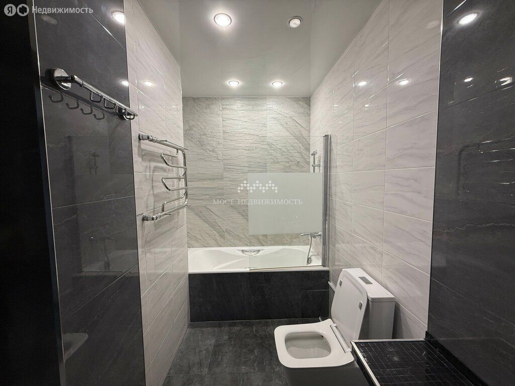 m. Khimki: Apartment, 2-rooms