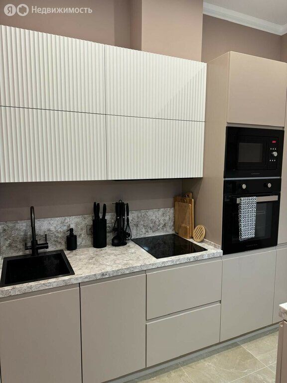 m. Minskaya: Apartment, 3-rooms