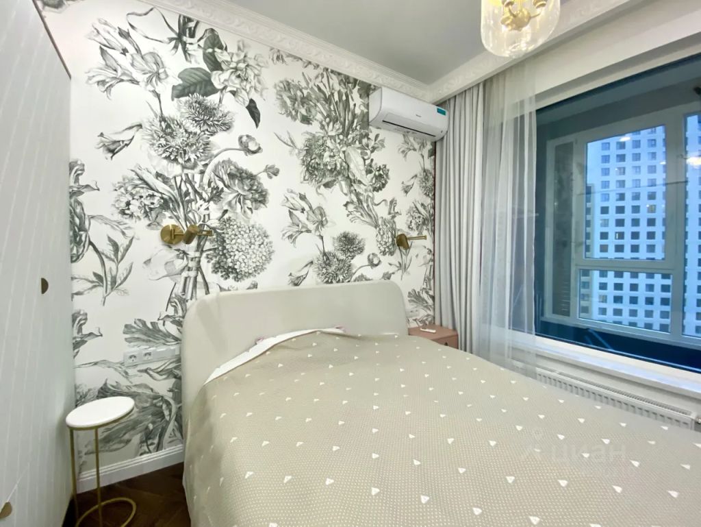 m. Spartak: Apartment, 2-rooms