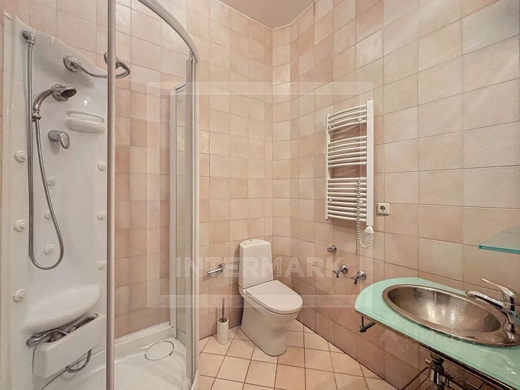 m. Borovitskaya: Apartment, 5-rooms
