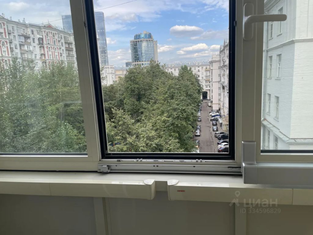 m. Kutuzovskaya: Apartment, 3-rooms