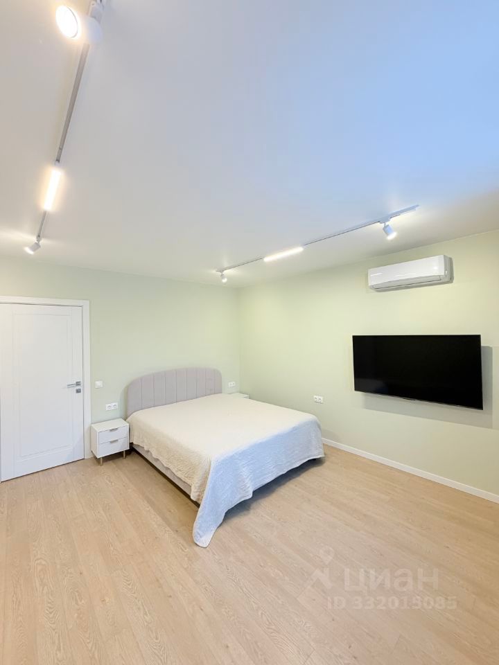 m. Mark: Apartment, 1-rooms