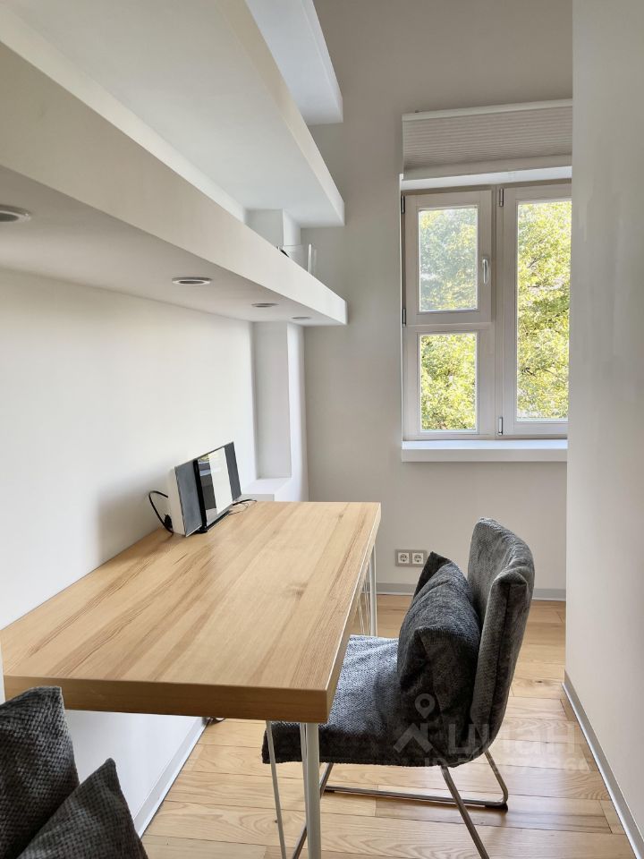 m. Barrikadnaya: Apartment, 2-rooms