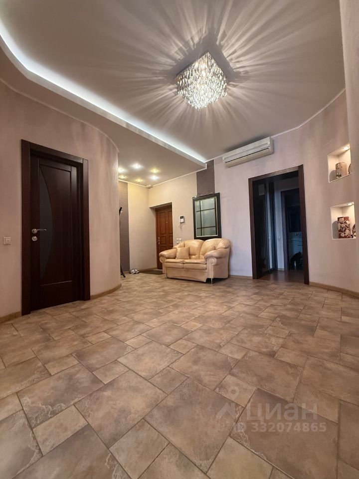 m. Zorge: Apartment, 3-rooms