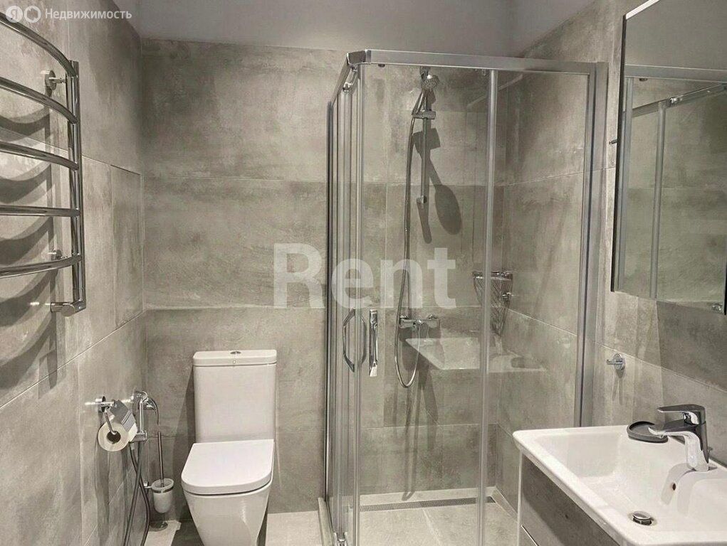 m. ZIL: Apartment, 2-rooms