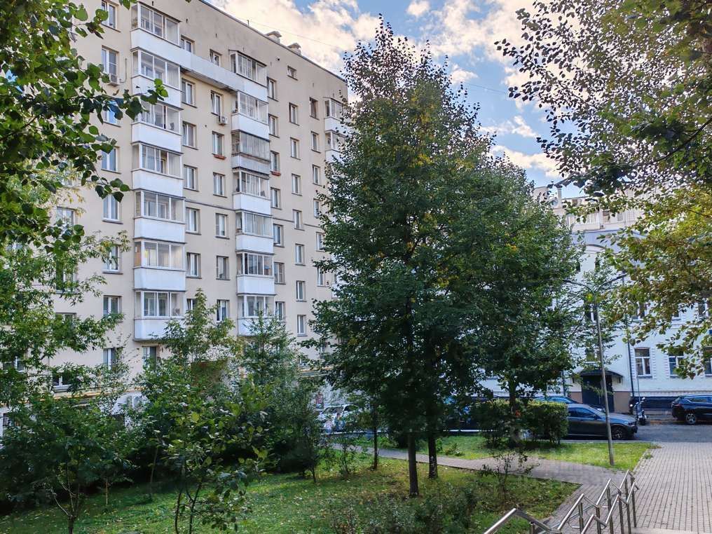 m. Oktyabrskaya: Apartment, 1-rooms