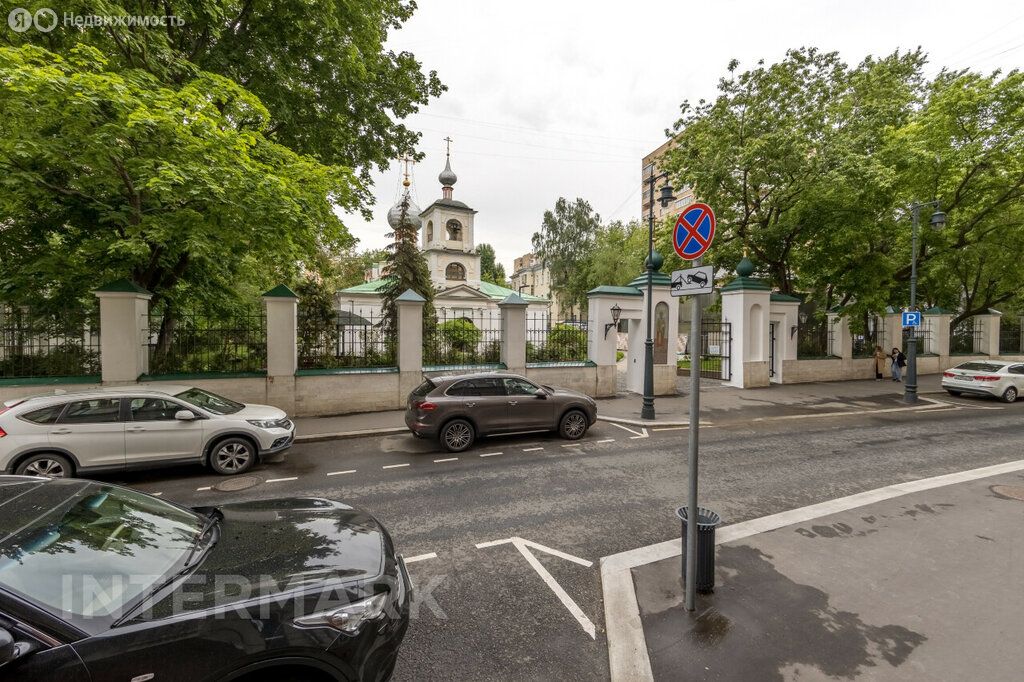 m. Smolenskaya: Apartment, 4-rooms