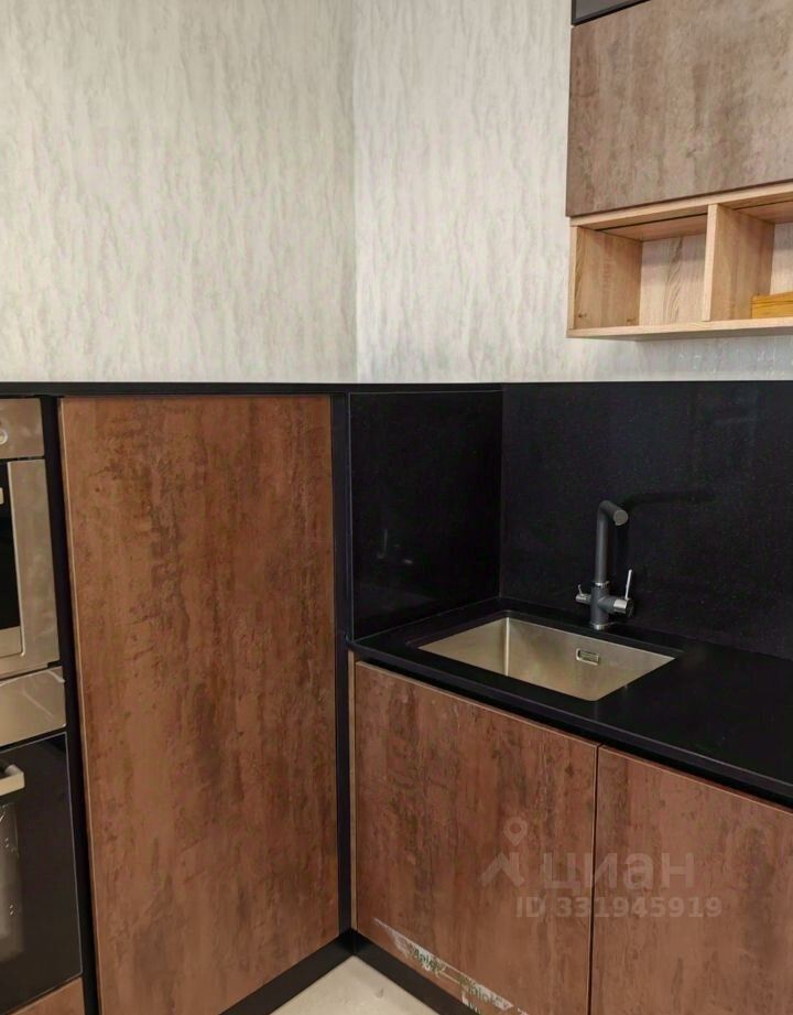 m. Yugo-Zapadnaya: Apartment, 2-rooms