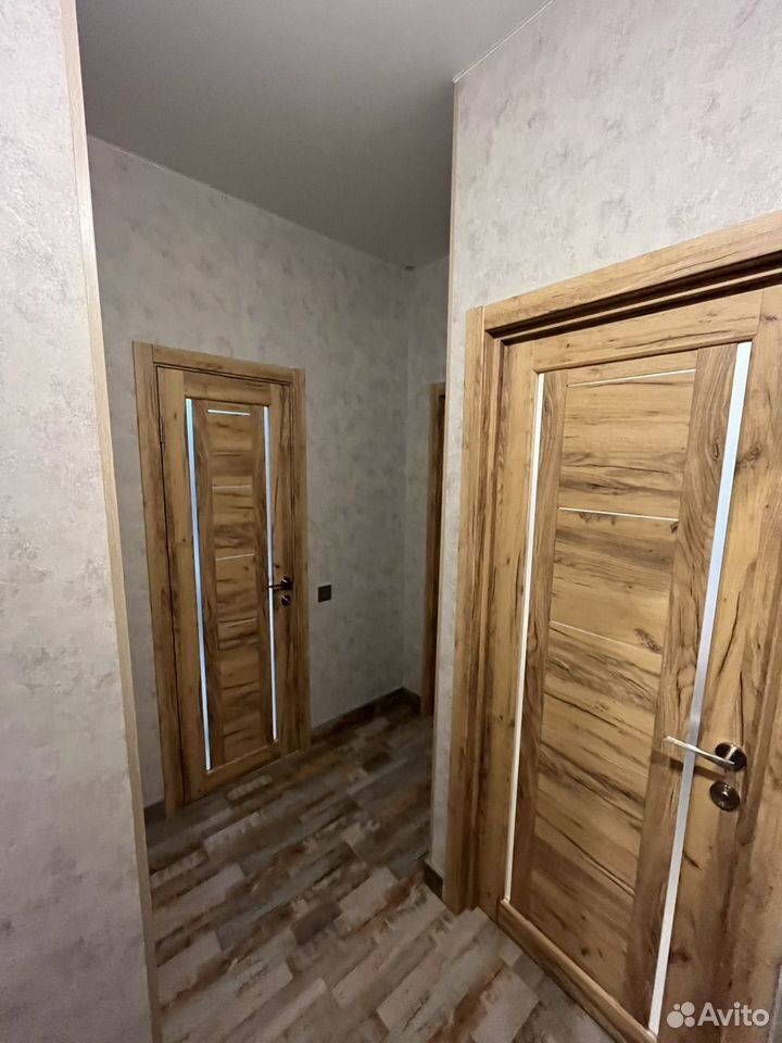 m. ZIL: Apartment, 1-rooms