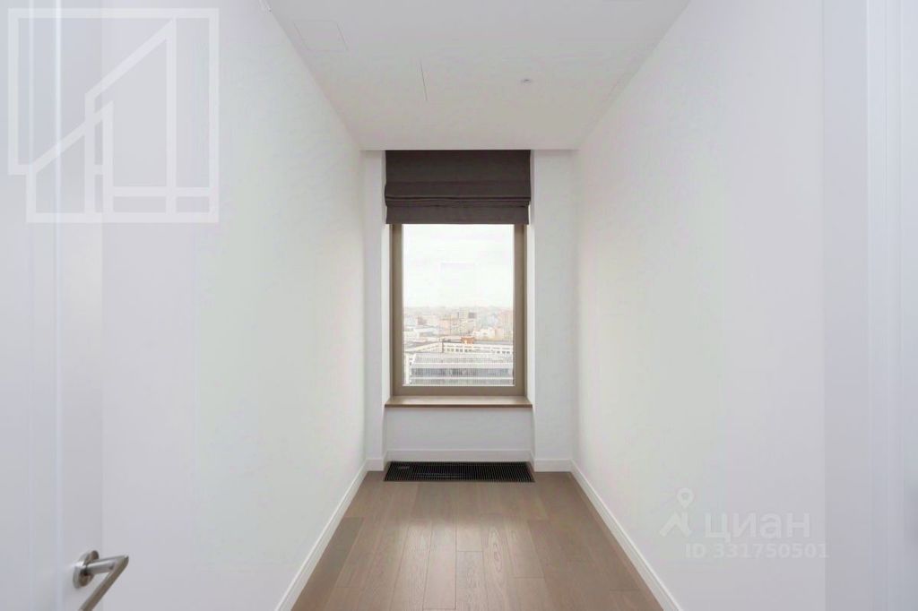 m. Ulitsa 1905 goda: Apartment, 4-rooms
