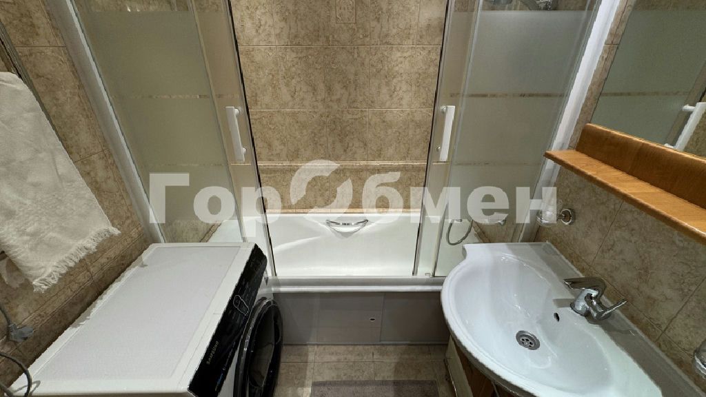 m. Serp i Molot: Apartment, 2-rooms