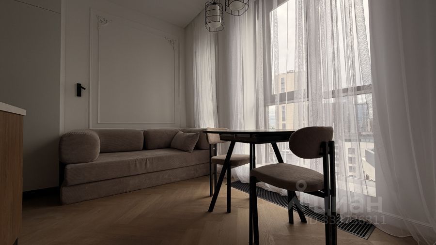 m. ZIL: Apartment, 1-rooms