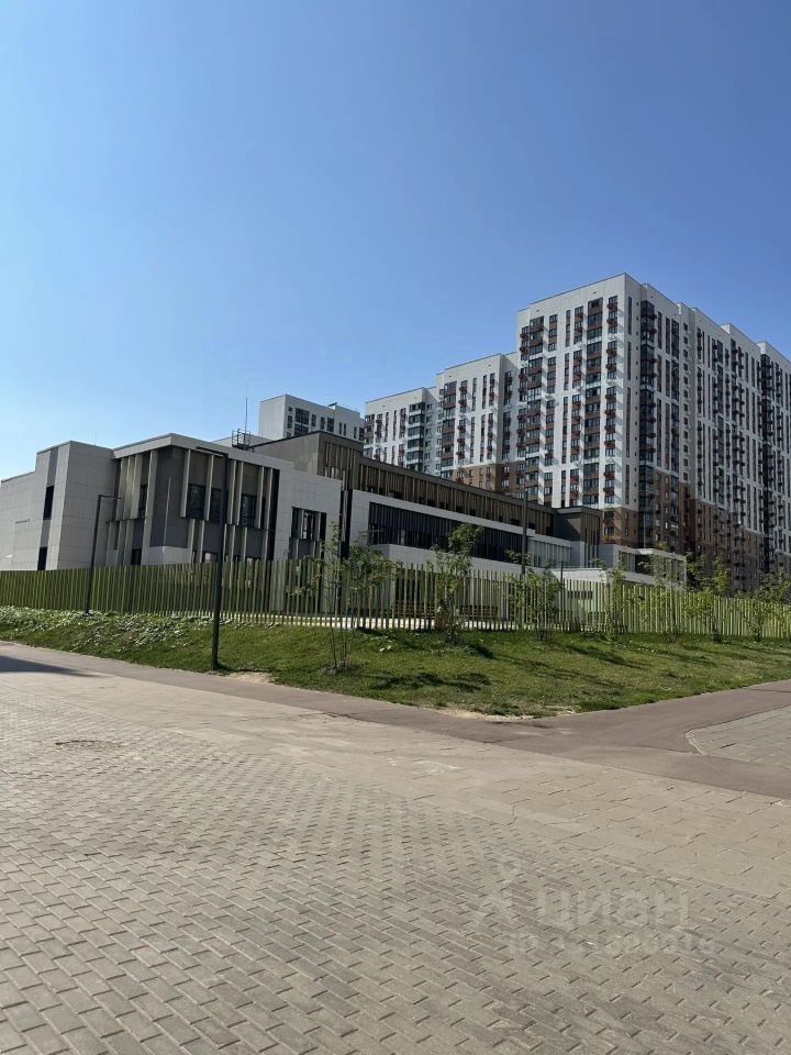 m. Bulvar Dmitriya Donskogo: Apartment, 2-rooms