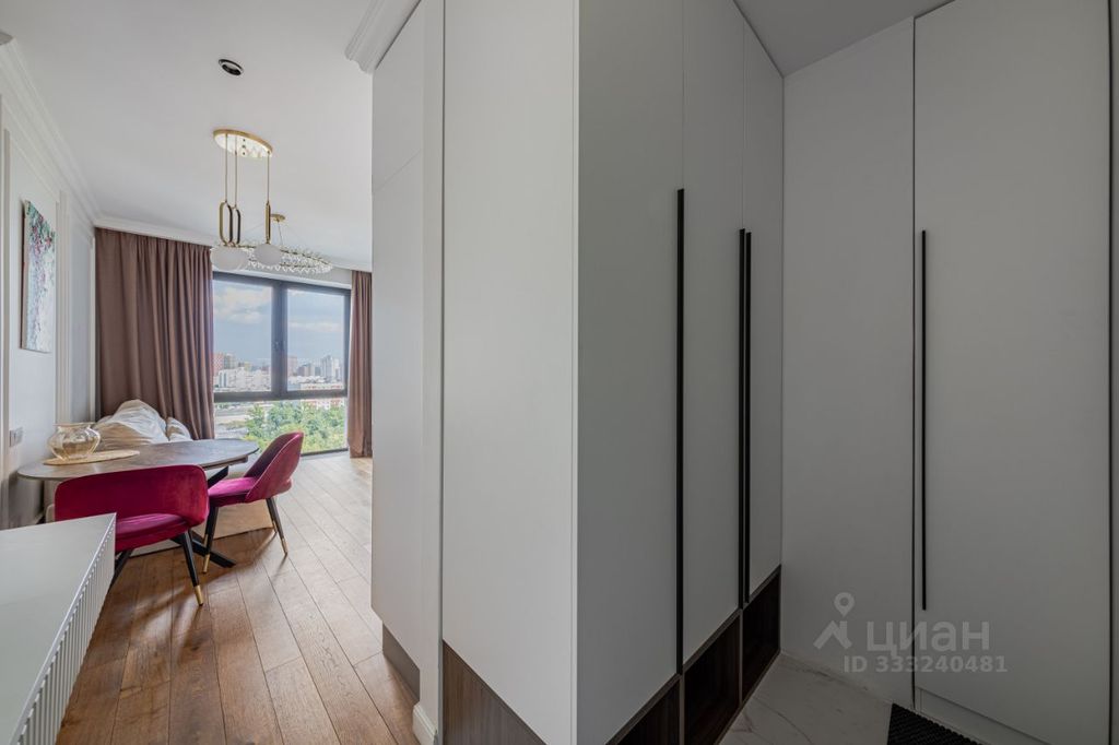 m. Khovrino: Apartment, 2-rooms