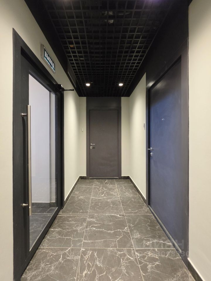m. ZIL: Apartment, 1-rooms