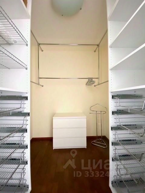 m. Yugo-Zapadnaya: Apartment, 2-rooms