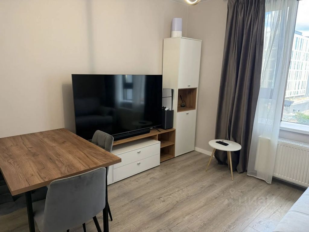 m. Strogino: Apartment, studio