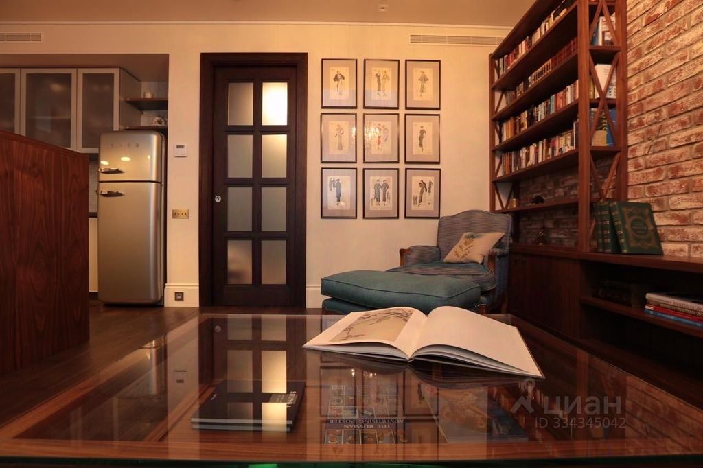 m. Baumanskaya: Apartment, 2-rooms