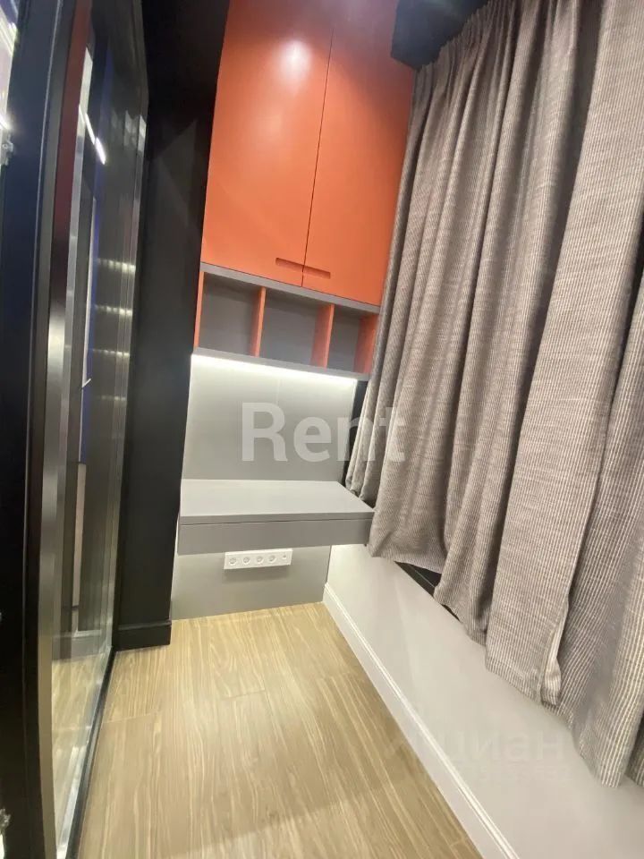 m. Tekhnopark: Apartment, 2-rooms