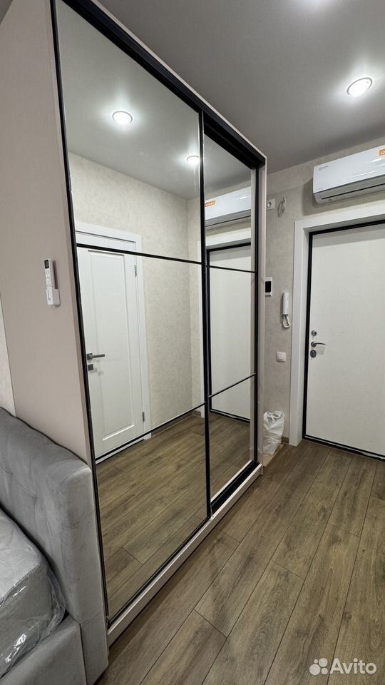 m. Krasnogorskaya: Apartment, studio