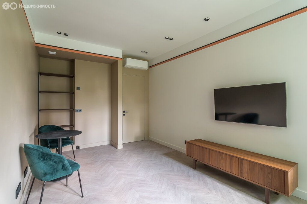 m. Ulitsa 1905 goda: Apartment, 2-rooms