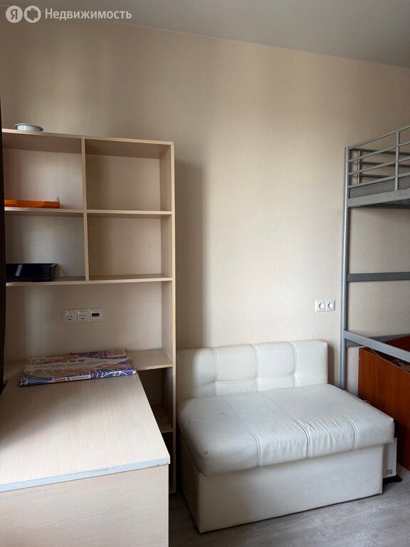 m. Ilyinskaya: Apartment, 3-rooms