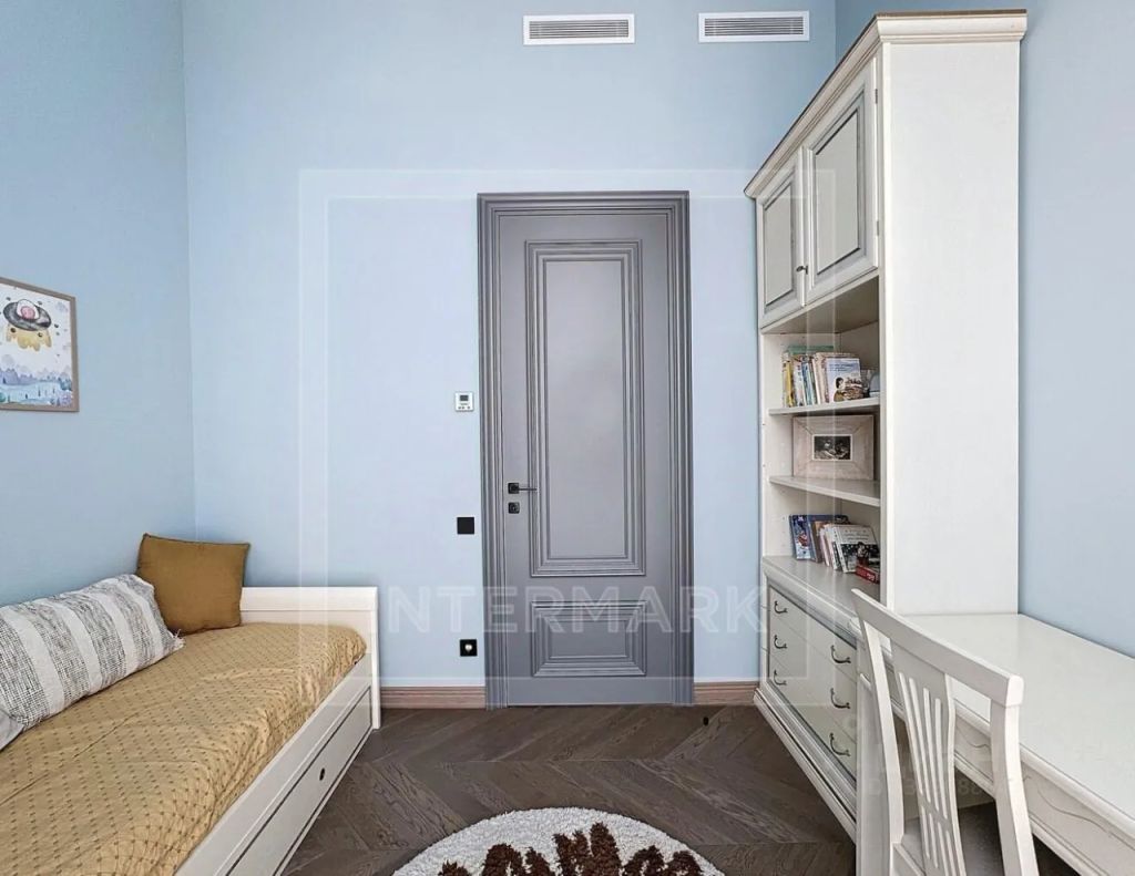 m. Mendeleevskaya: Apartment, 4-rooms