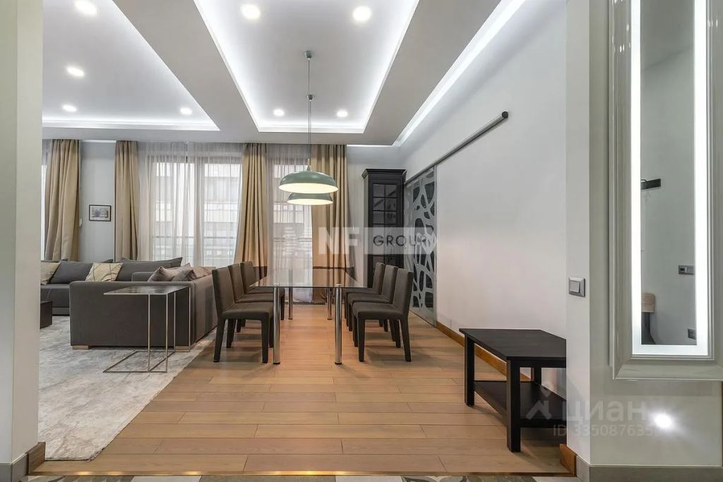 m. Smolenskaya: Apartment, 4-rooms