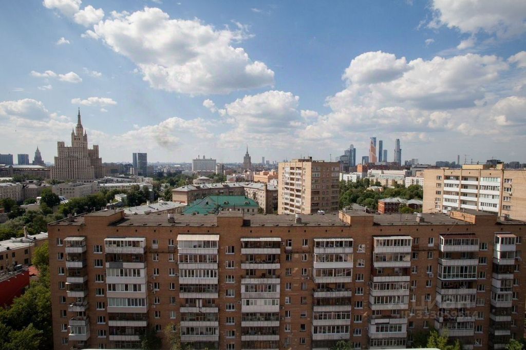 m. Barrikadnaya: Apartment, 2-rooms