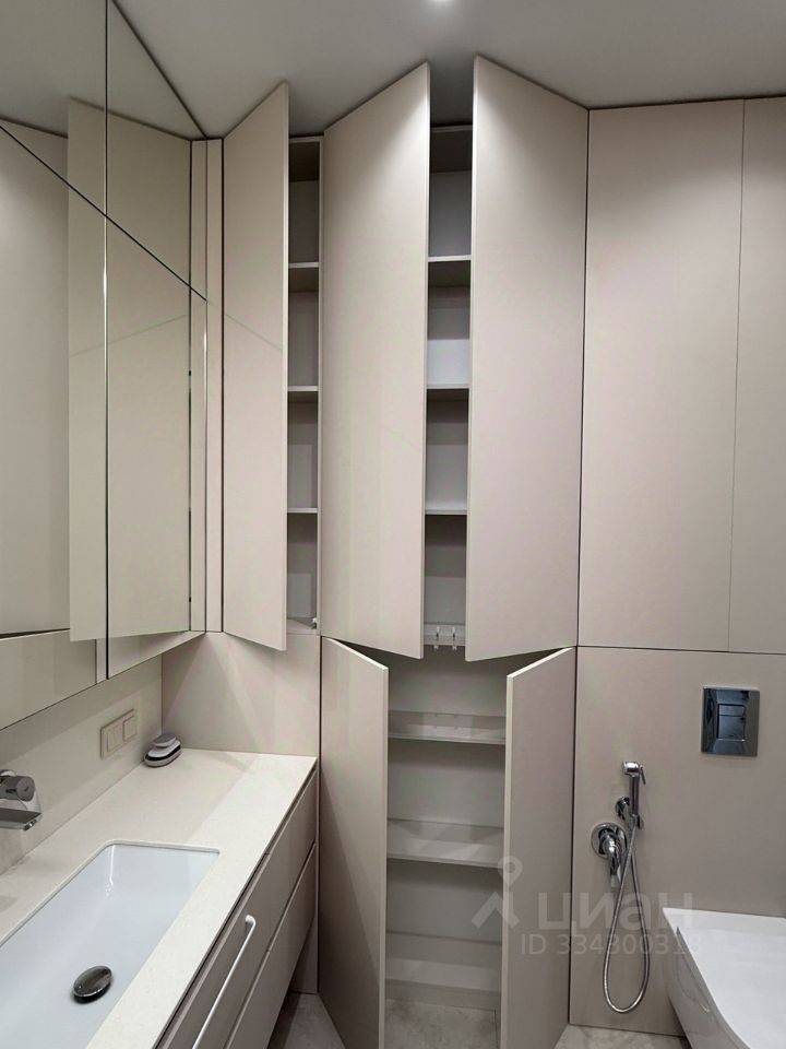 m. Baumanskaya: Apartment, studio