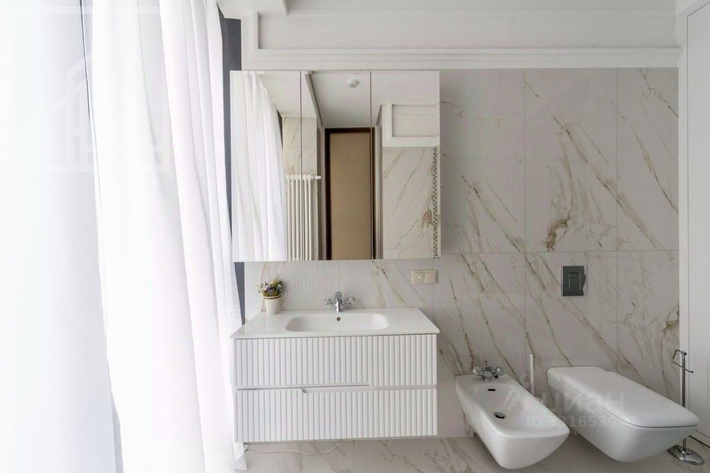 m. Aminyevskaya: Apartment, 3-rooms
