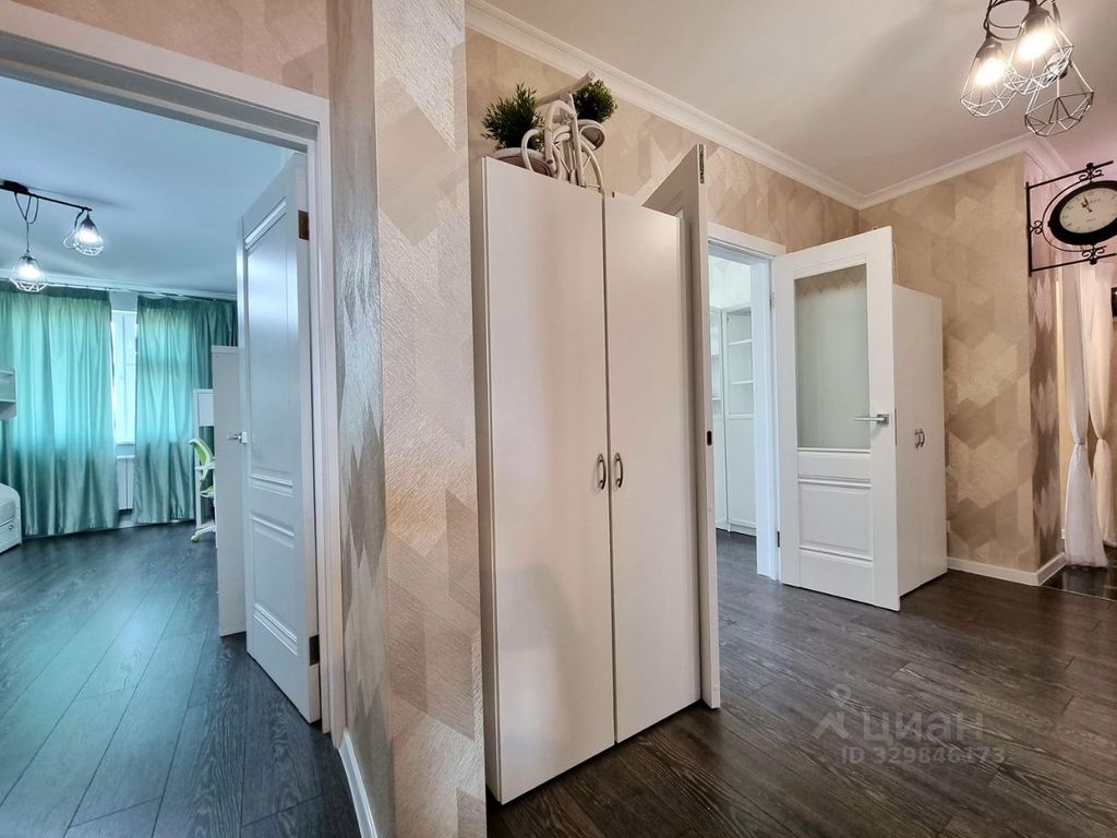 m. Molzhaninovo: Apartment, 3-rooms