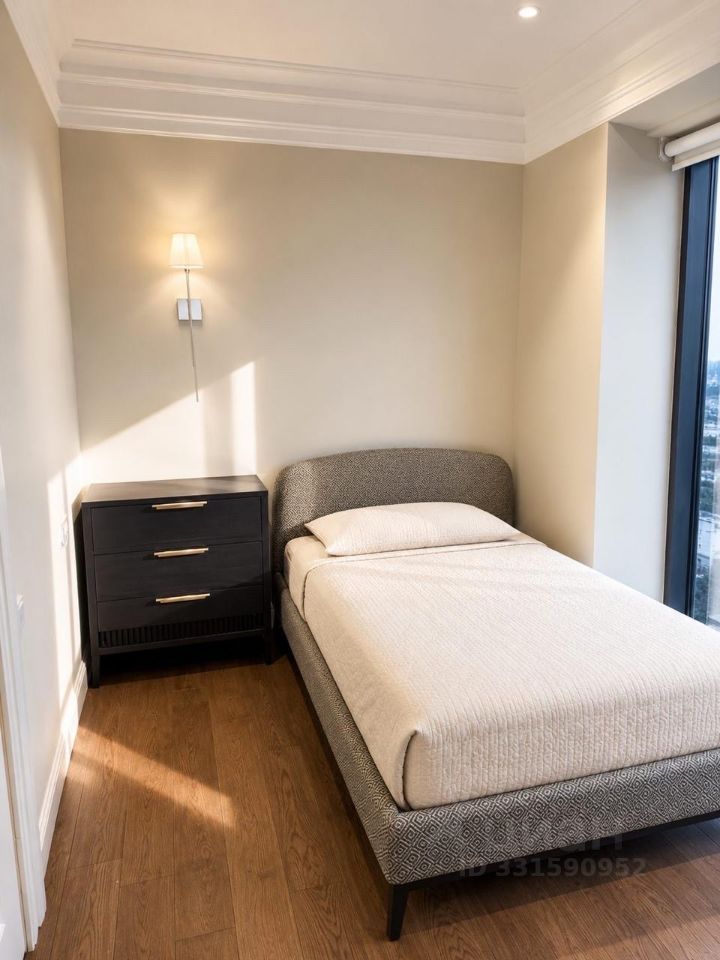 m. Studencheskaya: Apartment, 3-rooms
