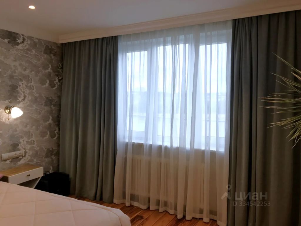 m. Myakinino: Apartment, 3-rooms