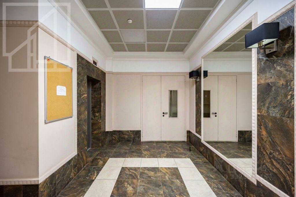 m. Krasnye vorota: Apartment, 3-rooms