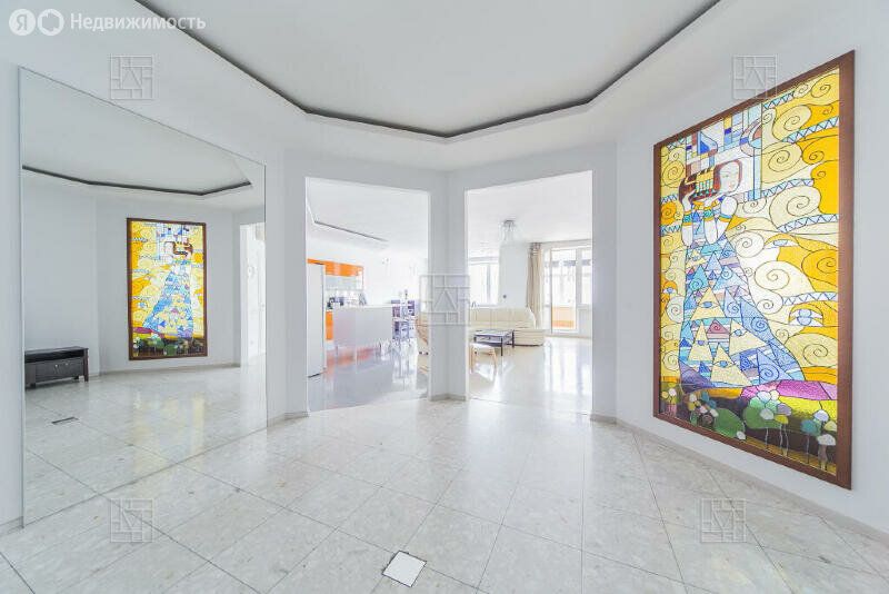 m. Arbatskaya: Apartment, 4-rooms